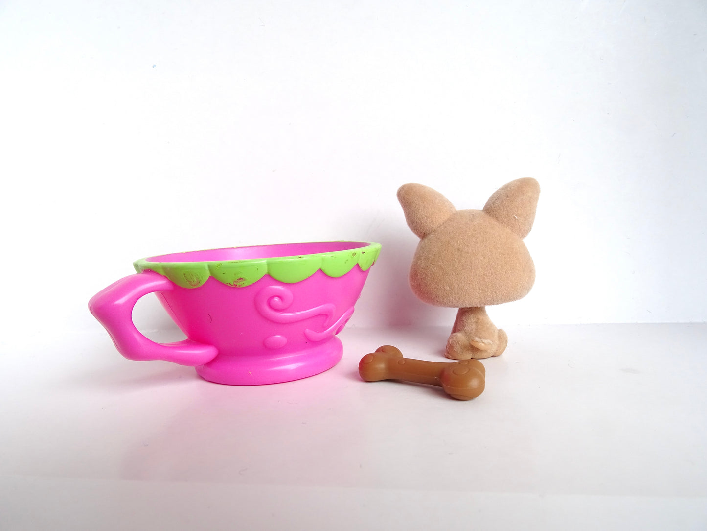 Lps Flocked Chihuahua 461 with Accessories