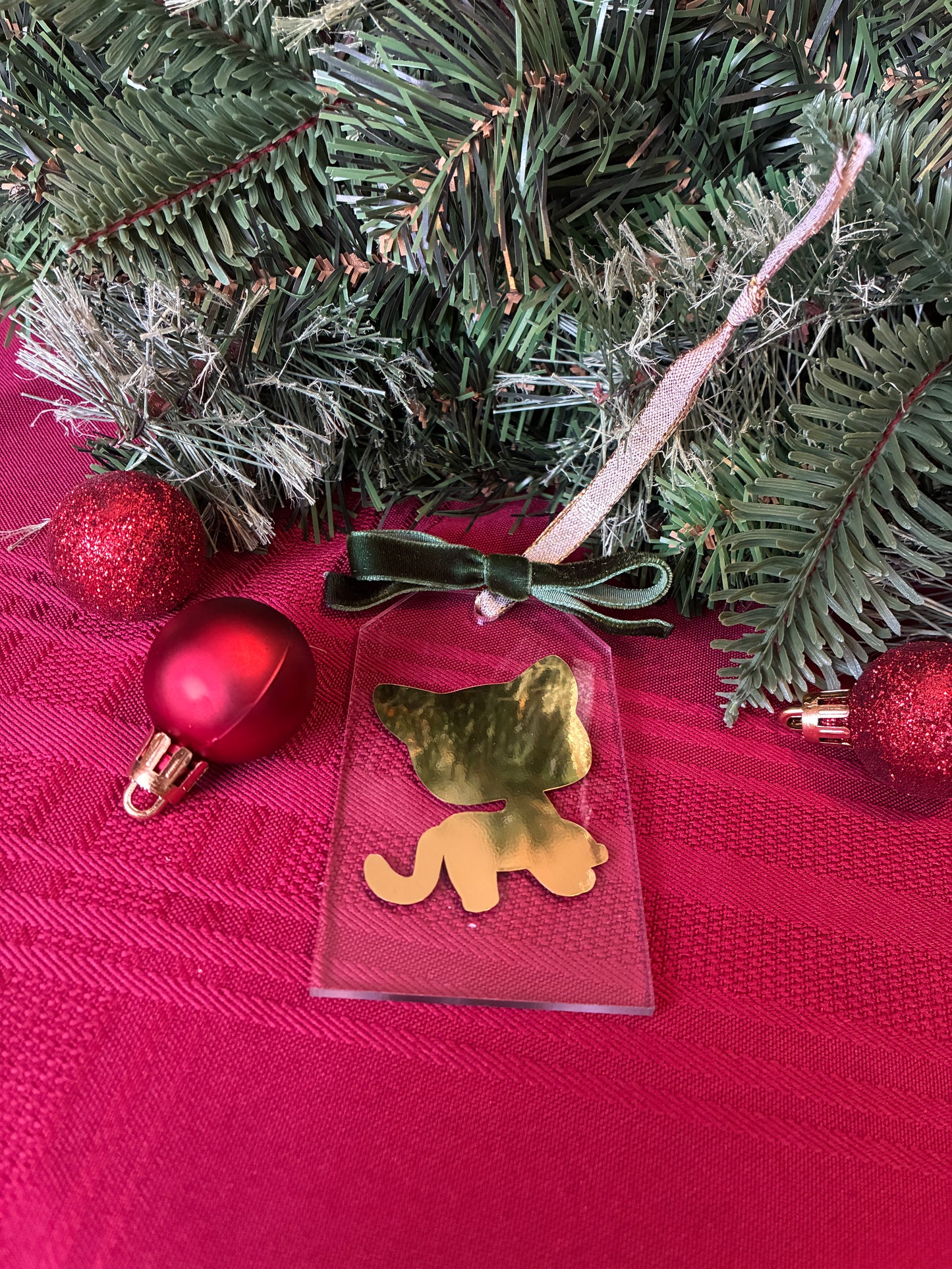 Main 5 Silhouette Christmas Ornament