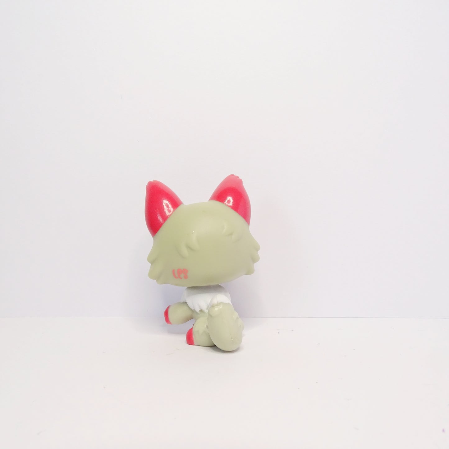 Lps #G7-#25 Wolf Cat