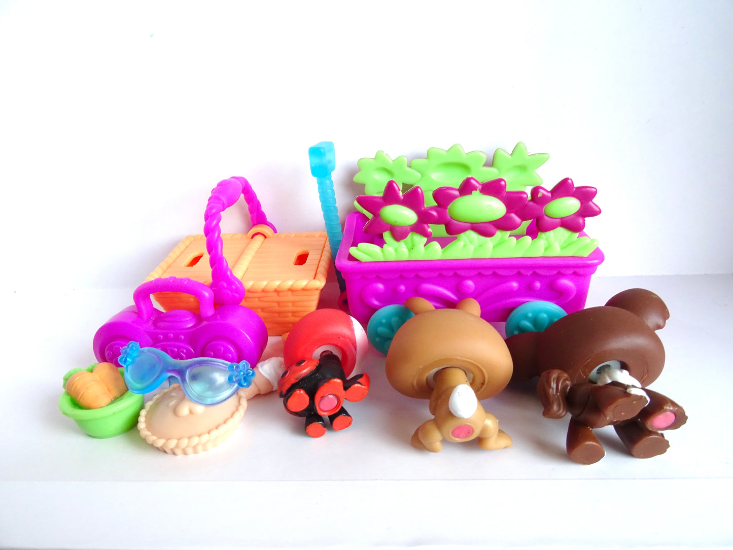 Picnic Time Pets Scenery 3-pack (incomplete)