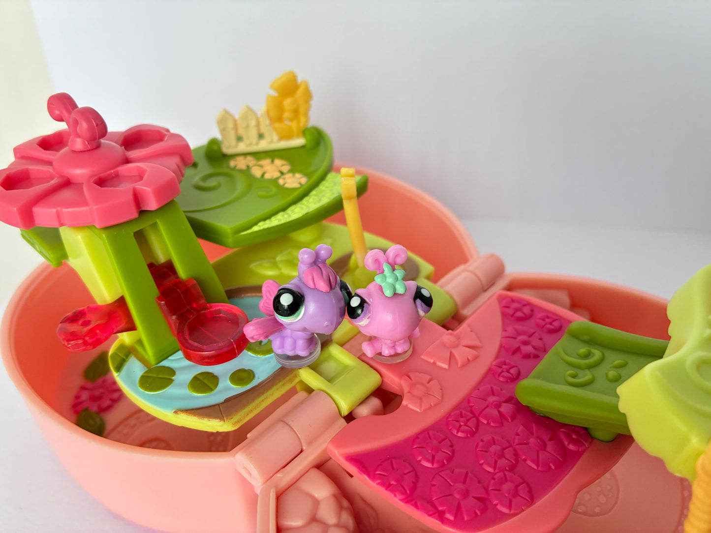 Rare Lps Teeniest Tiniest Pet Shop Compact Playset - With Butterflies