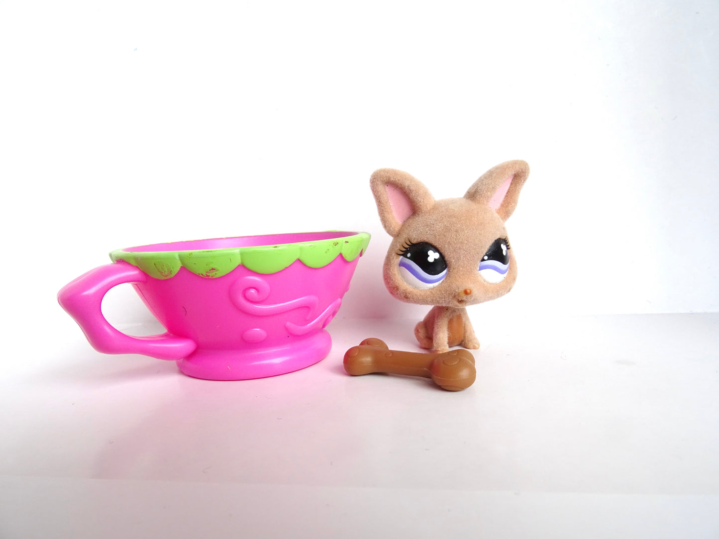 Lps Flocked Chihuahua 461 with Accessories