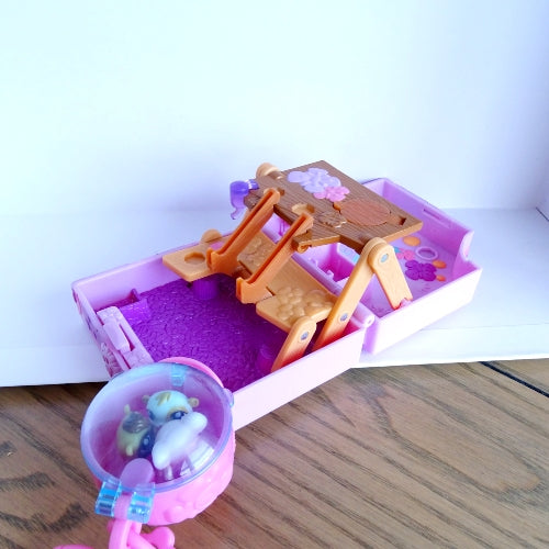 Lps Teeniest Tiniest Pet Shop Compact Playset - With 3 Original Teensie Pets