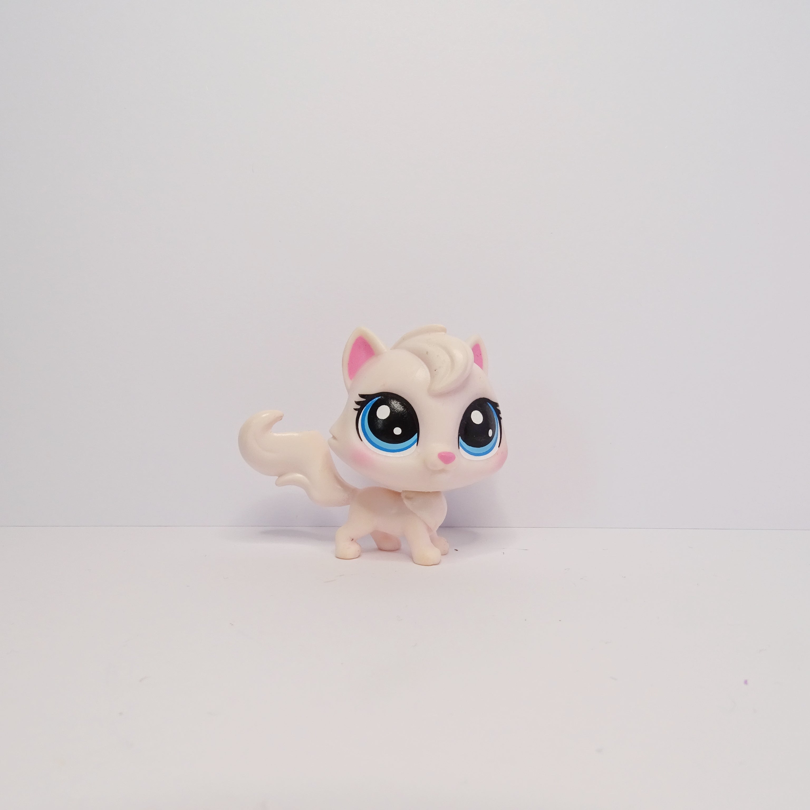 Lps #1-98 Viola Angora – Lps Rescue