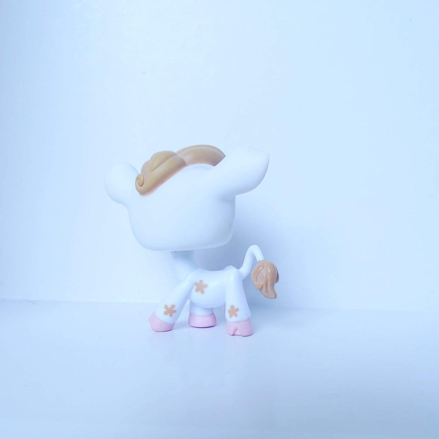 Lps 1210 Cow
