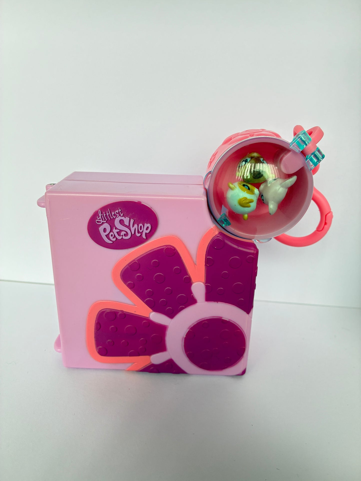 Lps Teeniest Tiniest Pet Shop Compact Playset - With 3 Original Teensie Pets