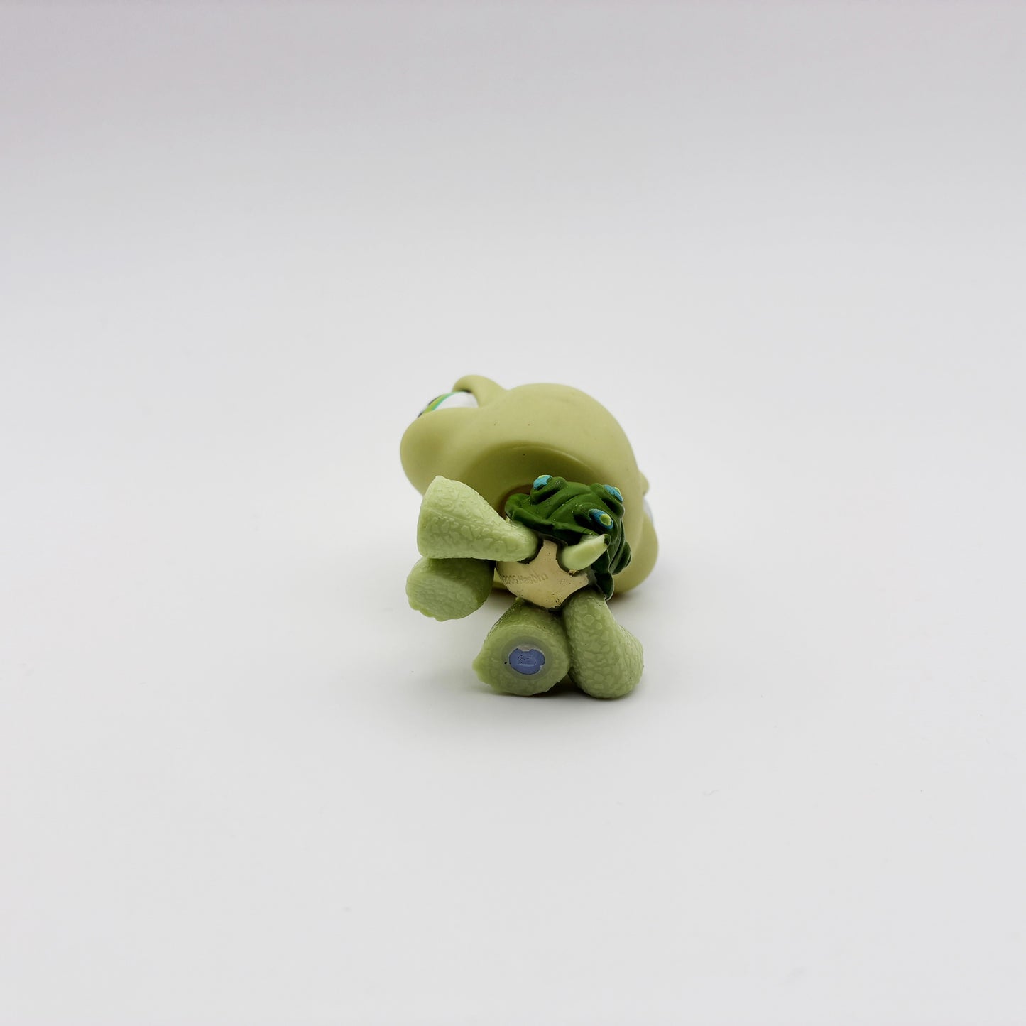 Lps 321 Sitting Turtle